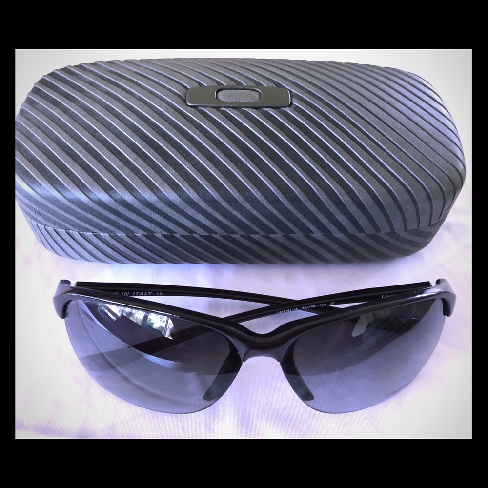 Oakley Unstoppable Polarized Women’s Sunglasses 🕶